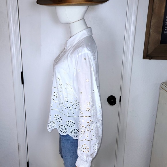 Cabi White Eyelet Cotton Blouse Large Romantic Button Up Coastal Chic Top - Picture 8 of 9